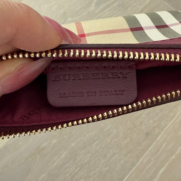 Burberry burgundy zip card holder with leather trim - Picture 5 of 6